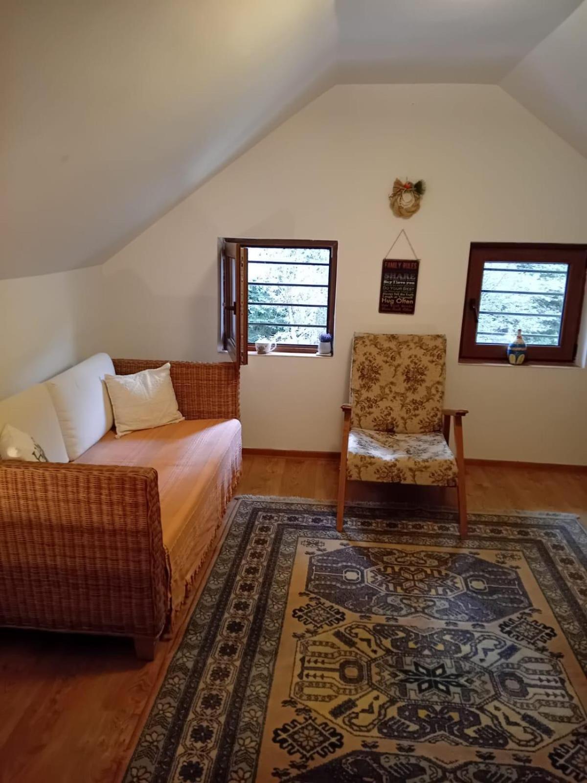 Casa Maia Dambovicioara Hotell Exteriör bild